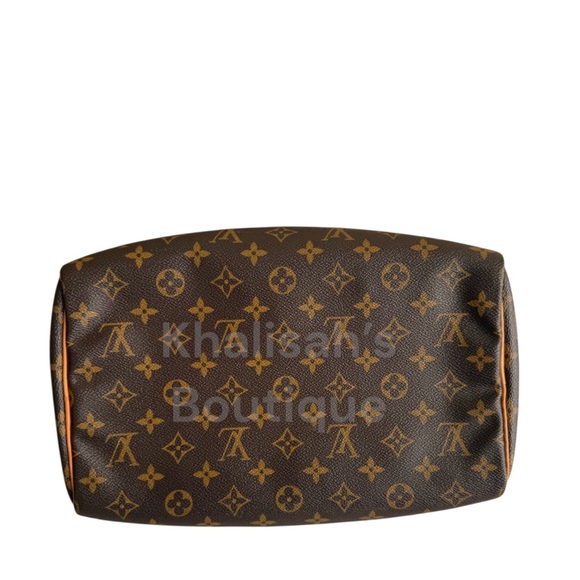 Authentic Louis Vuitton Monogram LV Speedy 30 in Excellent Condition - Picture 9 of 16